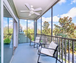 Photo 2 - Spacious Pet-friendly Condo- 6 Mins From Disney