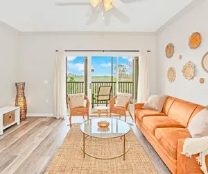 Photo 4 - Upstay - Condo Near Disney w Pool Hot tub Sauna