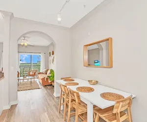 Photo 5 - Upstay - Condo Near Disney w Pool Hot tub Sauna