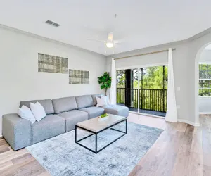 Photo 2 - Upstay - Condo Near Disney w Games Pool Sauna