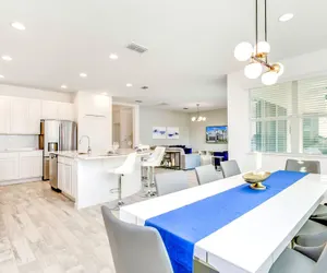 Photo 4 - Modern Pool Home w Games Hot Tub and BBQ