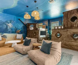 Photo 2 - Upstay - Lakeview Mansion w Pool Spa and Cinema