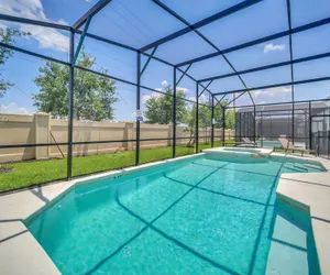 Photo 2 - Upstay - Large Home w Pool-hot Tub-bbq- Sleeps 27
