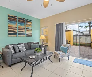 Photo 2 - Upstay - Pet-friendly Resort Townhouse w Patio