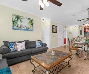 Photo 2 - Condo With Private Patio - Near Animal Kingdom