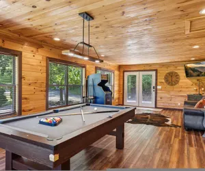Photo 4 - Private 15 Acres w Pond Hot Tub Game Room