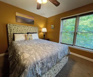 Photo 5 - Secluded Cabin for 10 in Chalet Village + Hot Tub!