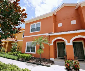 Photo 5 - Upstay Family Home w Private Pool Resort Access
