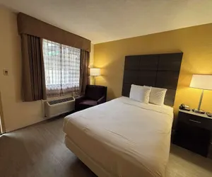 Photo 4 - Studio 6 Suites Charlotte, NC - Northlake