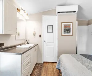 Photo 4 - Dazeoff Too - Pet Friendly Suite 1 Bedroom Hotel Room by The Lodges at Fossil Creek