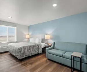Photo 5 - Woodspring Suites Coralville Iowa City