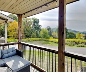 Photo 3 - Bluebeary Retreat by Taylor Made Deep Creek