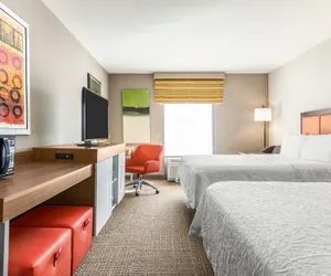 Photo 3 - Four Seasons Inn
