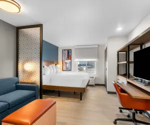 Photo 2 - Everhome Suites Cheyenne