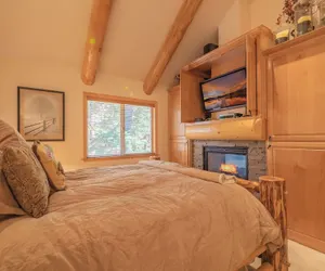 Photo 3 - Bearfoot Bungalow