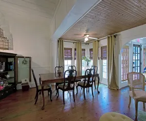 Photo 5 - Chesnut Cottage Inn Bed & Breakfast