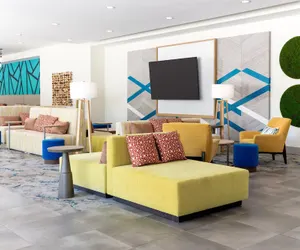 Photo 4 - Hilton Garden Inn Walnut Creek