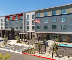 Photo 2 - Hilton Garden Inn Walnut Creek
