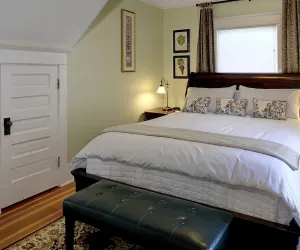Photo 3 - A' Tuscan Estate Bed & Breakfast