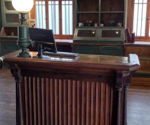 Photo 3 - Iron Rail Inn