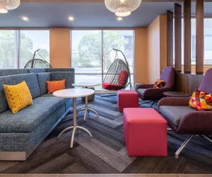 Photo 5 - Tru By Hilton Commerce