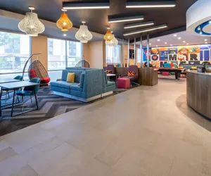 Photo 4 - Tru By Hilton Commerce