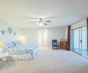 Photo 3 - Gulf-view Condo With Resort-style Amenities 2 Bedroom Condo