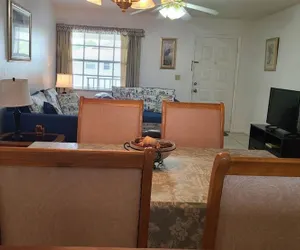 Photo 5 - Palm Manor Resort - Unit 6-203
