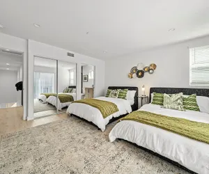 Photo 2 - Serene Escapes Hollywood