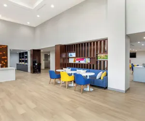 Photo 4 - Comfort Suites Central Valley - Woodbury