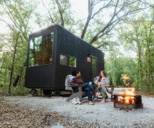 Photo 2 - Postcard Cabins Brazos Valley, Outdoor Collection by Marriott Bonvoy