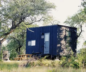 Photo 2 - Postcard Cabins Brazos Valley