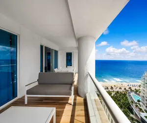 Photo 3 - Beachfront Condo With Spacious Balcony