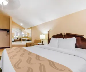 Photo 2 - Precious Hotel