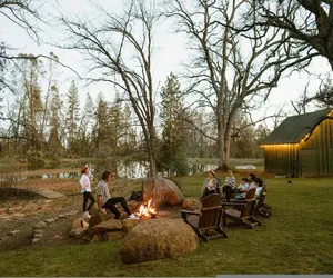 Photo 2 - Luxury Nature Getaway Stonehouse by Casa Oso