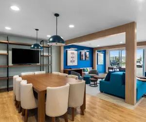 Photo 4 - Everhome Suites Bastrop