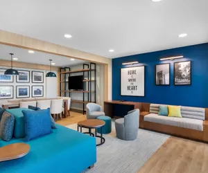 Photo 5 - Everhome Suites Bastrop
