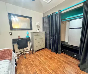 Photo 3 - OASIS ROOM RENTAL