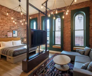 Photo 2 - Moxy Cincinnati Downtown