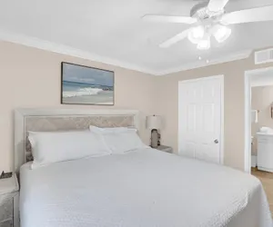 Photo 5 - Tradewinds 106
