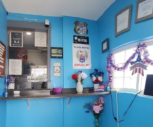 Photo 5 - Plaza Motel