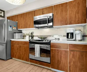 Photo 4 - Tristan Towers Unit 1D