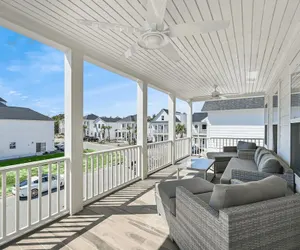 Photo 3 - Nacho Beach House by Avantstay Inlet Beach Sleeps 10 + Pool