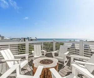Photo 2 - Endless Summer by Avantstay Oceanview, Private Pool, Golf Cart