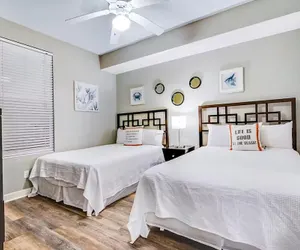 Photo 5 - Grandview East 1002