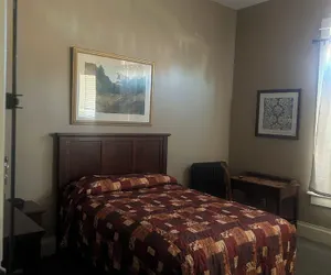 Photo 3 - The Franklin hotel  and restaurant