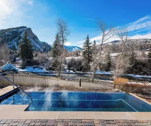 Photo 2 - Beaver Creek Solace Resort Access With Pool + Hot Tub Premier Avon Location