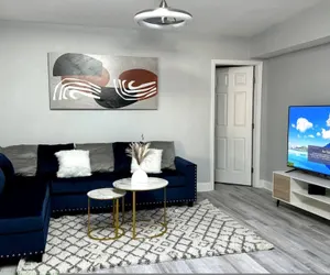 Photo 2 - New Fresh House in Seminole Close to Beach