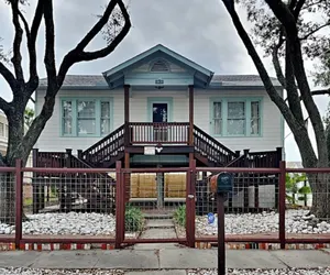Photo 3 - Treehouse Haven