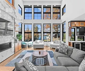 Photo 4 - The Grand on Greenbay-7 Bedrooms Sleeps 21 Modern new Build